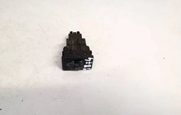 Toyota Yaris Headlight level height control switch 841520d030