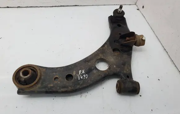 Daihatsu Sirion Front lower control arm/wishbone 