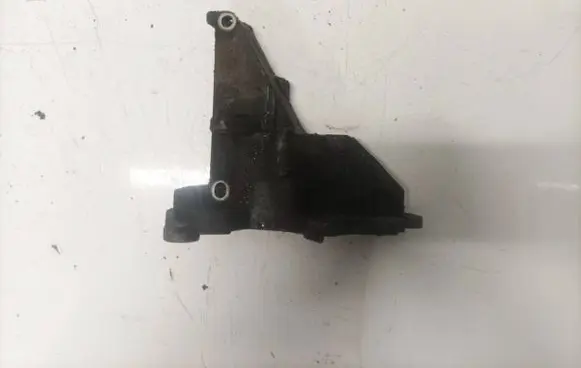 BMW 5 E39 Engine mounting bracket 11.162245747 11.16-2245747