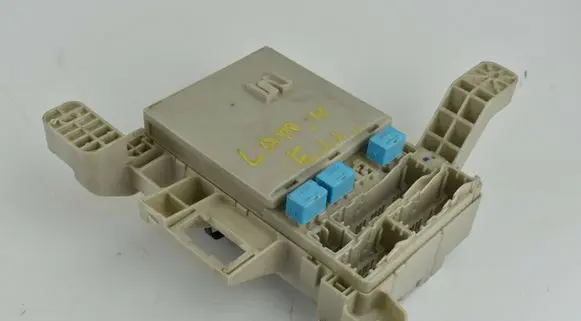 Toyota Land Cruiser (J150) Fuse box set 9098702027 08868C05