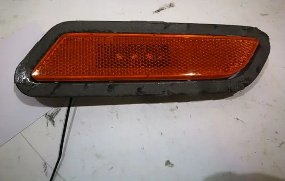 Audi Q3 8U Front indicator light 8U0945403B 8U0945071