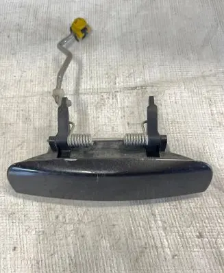 Audi A3 S3 8L Front door exterior handle 8E0839207