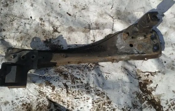 Toyota Avensis T250 Front subframe