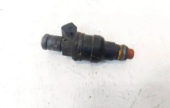 Audi A4 S4 B5 8D Fuel injector 058133551A 0280150444