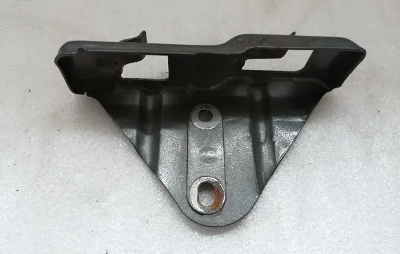 Toyota Avensis T250 Headlight/headlamp mounting bracket 5208105020