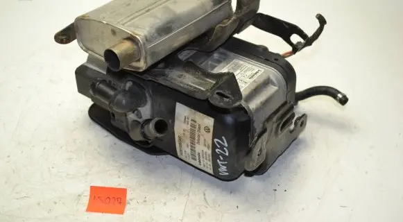 Volkswagen Touran II Auxiliary pre-heater (Webasto) 1K0815065AR 9022472B 9022152B