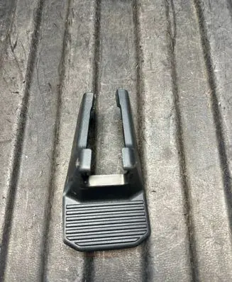 Toyota Hilux VIII Seat trim 72137KK010