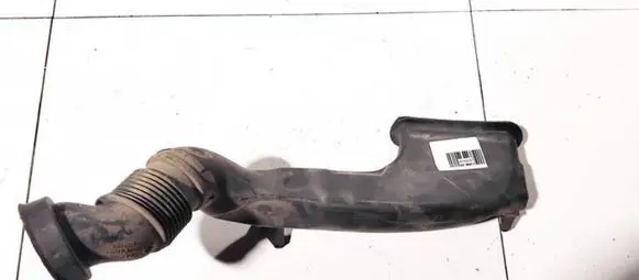 Opel Zafira B Air intake hose/pipe 55351756 551020308