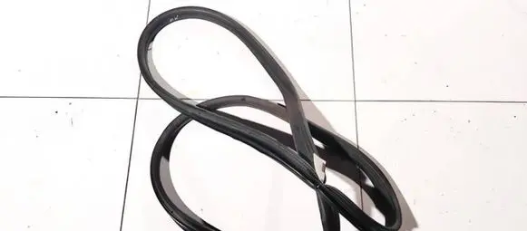 Opel Meriva A Rubber seal front coupe door 13145214 u360574169