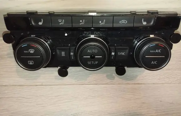 Volkswagen Golf VII Climate control unit 5G0907044AB 5HB01118145
