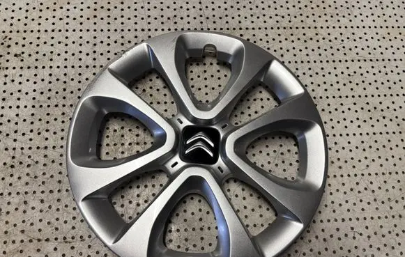 Citroen C3 R15 wheel hub/cap/trim 9813869477