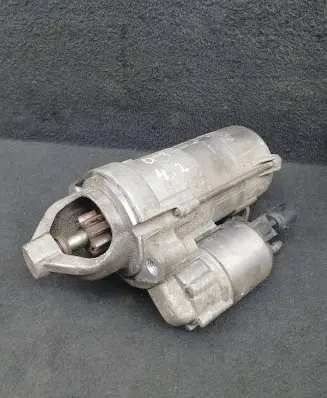 Audi A8 S8 D3 4E Starter motor 079911023D