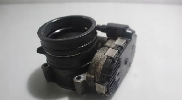 Mercedes-Benz C AMG W204 Engine shut-off valve 0280750467