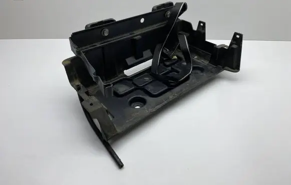 Battery tray