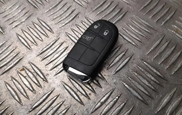Jeep Compass Ignition key/card 68250350AB