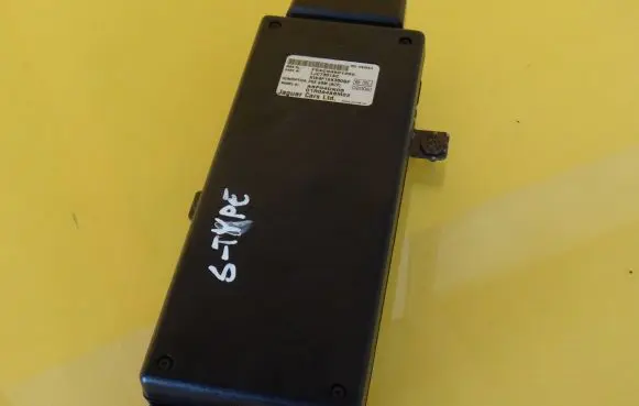 Jaguar S-Type Phone control unit/module XW4F19K350BF LJC7301AC