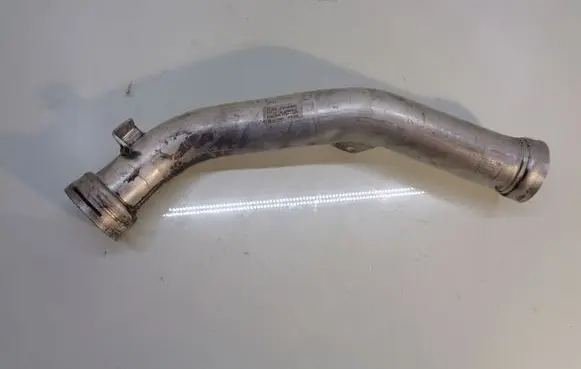 Mercedes-Benz ML W164 Intercooler hose/pipe A6420980707 A2045840047