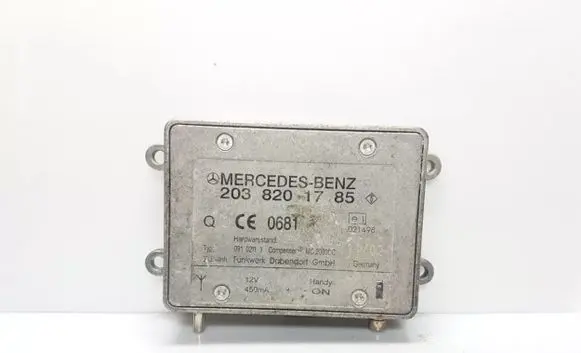 Mercedes-Benz E W211 Aerial antenna amplifier 2038201785