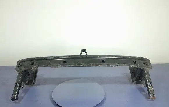 Skoda Octavia 985 Front bumper support beam 5E3807109