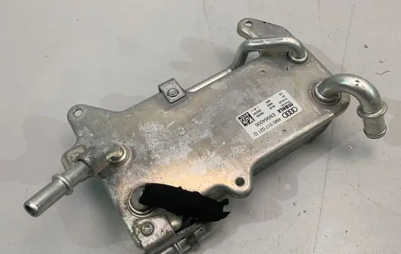 Audi A8 S8 D5 Transmission/gearbox oil cooler 4M0317021G