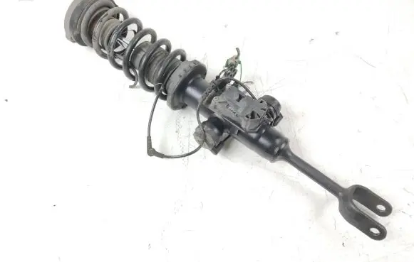 BMW 6 F12 F13 Front shock absorber with coil spring 6850962 F13V013VA 105413100