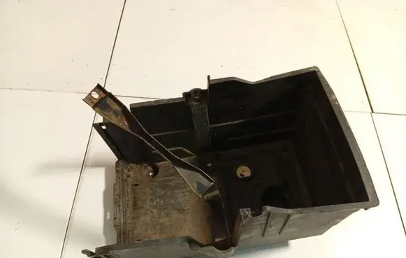 Ford C-MAX I Battery box tray 4M510723BC