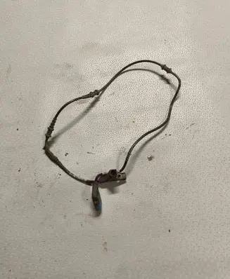 Mercedes-Benz E W213 Brake pads wear sensor A2135402405 A0585450428