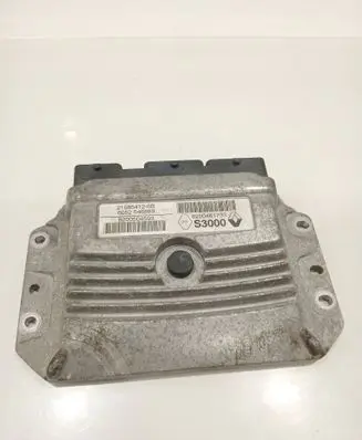 Renault Clio III Engine control unit/module 8200461733 215854126B 8200504593