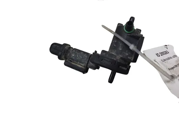 Peugeot 208 Turbo solenoid valve 9688124580