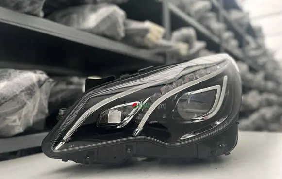 Mercedes-Benz E C207 W207 Headlight/headlamp A2079063900