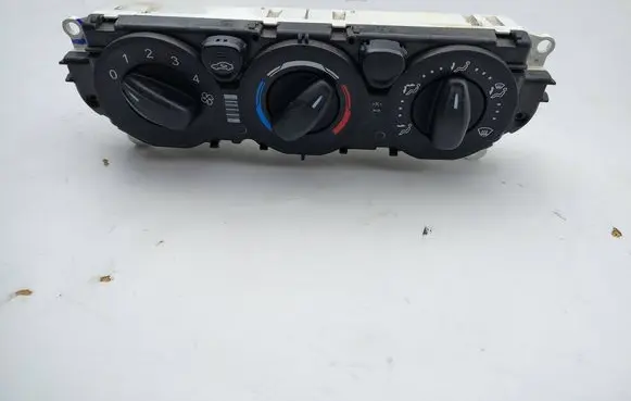 Ford Transit Custom Climate control/heater control trim 