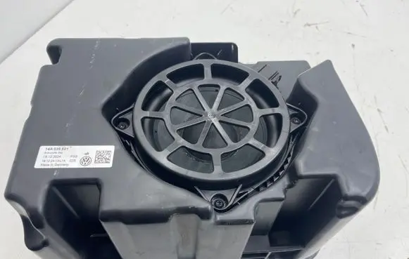 Volkswagen ID.7 Subwoofer speaker 14A035621 19122024 19122413