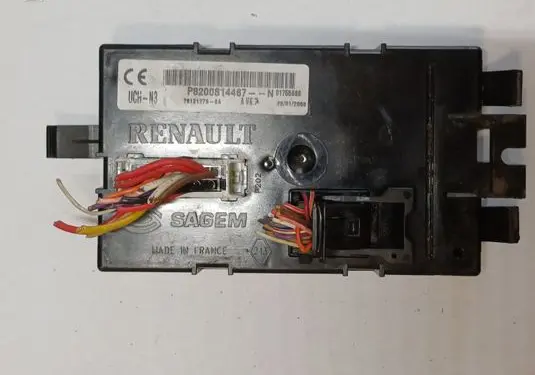 Renault Trafic II (X83) Comfort/convenience module P8200814467N 281212798A UCHN3