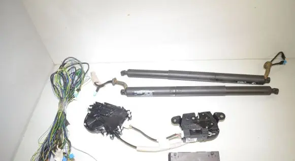 BMW 2 F45 Tailgate hydraulic set 9491419 61359491419 61359451483
