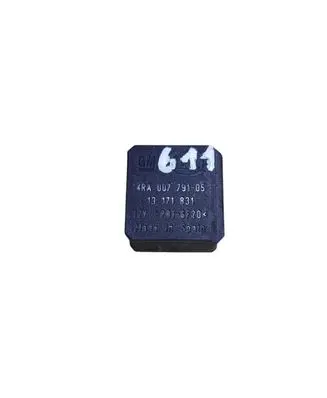 Opel Astra H Other relay 13171831
