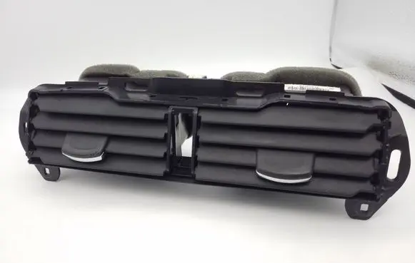 Ford Fusion II Dash center air vent grill DS7319K617A DS7319K617AJW