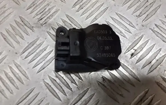 Alfa Romeo 156 A/C air flow flap actuator/motor 52495065