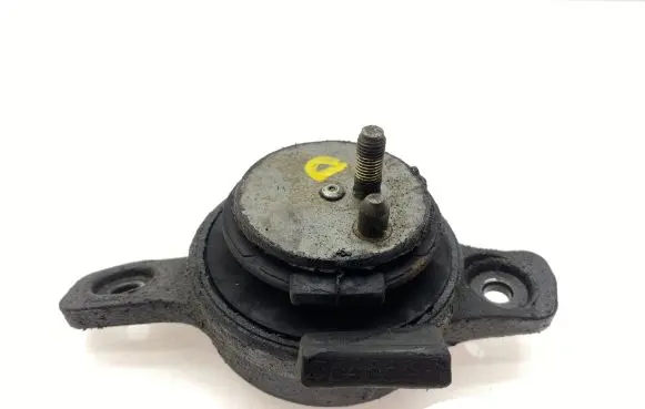 Subaru Outback Engine mount bracket