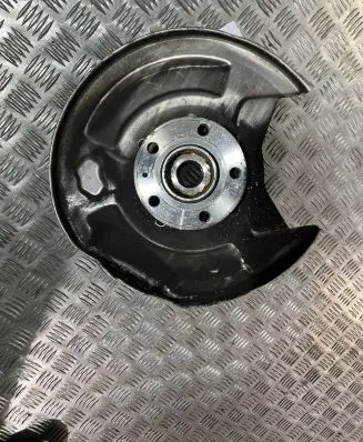 Volvo XC90 Rear wheel hub 31658320