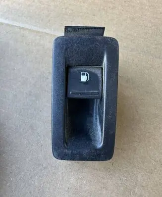 Volkswagen Touran I Fuel tank opening switch 1F0959527