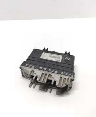 Volkswagen PASSAT B3 Engine control unit/module 0261203188 8A0907311L