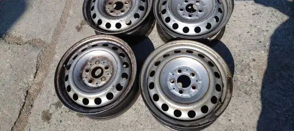 Mercedes-Benz Vito Viano W639 R16 steel rim A6394011302 6394011302