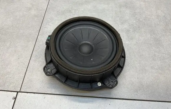 Hyundai Tucson TL Rear door speaker 96330D3000