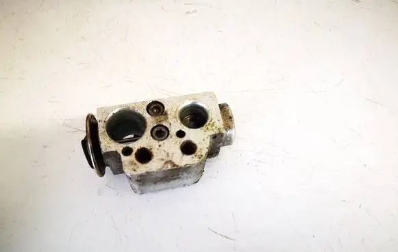 Air conditioning (A/C) expansion valve