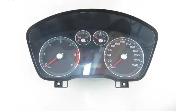 Ford Focus Speedometer (instrument cluster) 4M5T10849GM