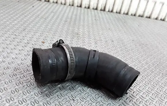 Land Rover Discovery Engine coolant pipe/hose