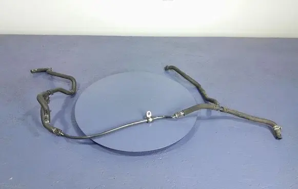 Engine coolant pipe/hose
