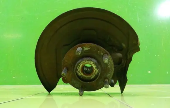 Nissan Leaf I (ZE0) Front wheel hub spindle knuckle 400151KK0H