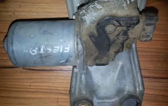 Ford Fiesta Wiper motor 93fb17b571da