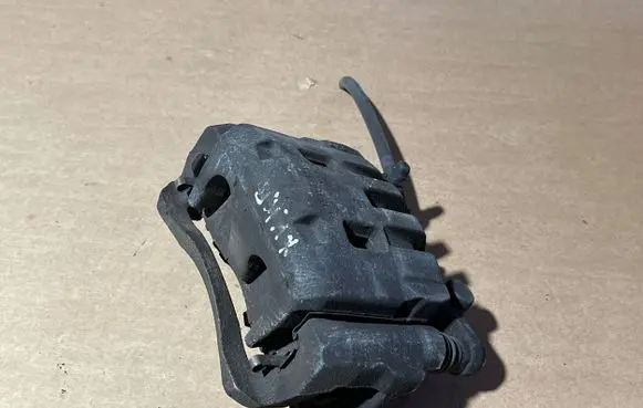 Subaru XV II Front brake caliper